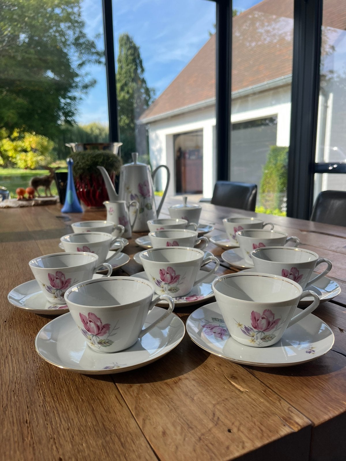 Vintage Kahla koffieservies met bloemmotief en goudrand, Antiek en Kunst, Ophalen