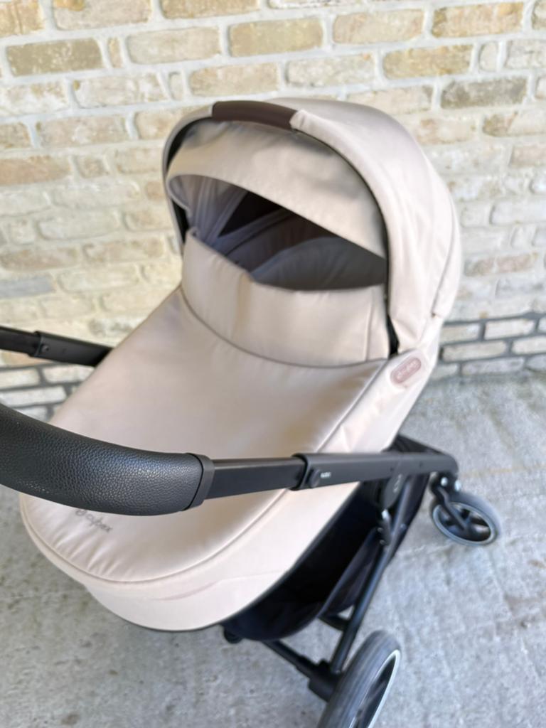 Complete buggy cybex balios s LUX nieuw staat Met extra, Enfants & Bébés, Poussettes & Combinaisons, Comme neuf, Poussette, Autres marques