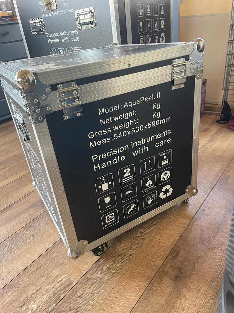 Professionele flightcases op wielen – verschillende maten, Ophalen, Zo goed als nieuw, Flightcase