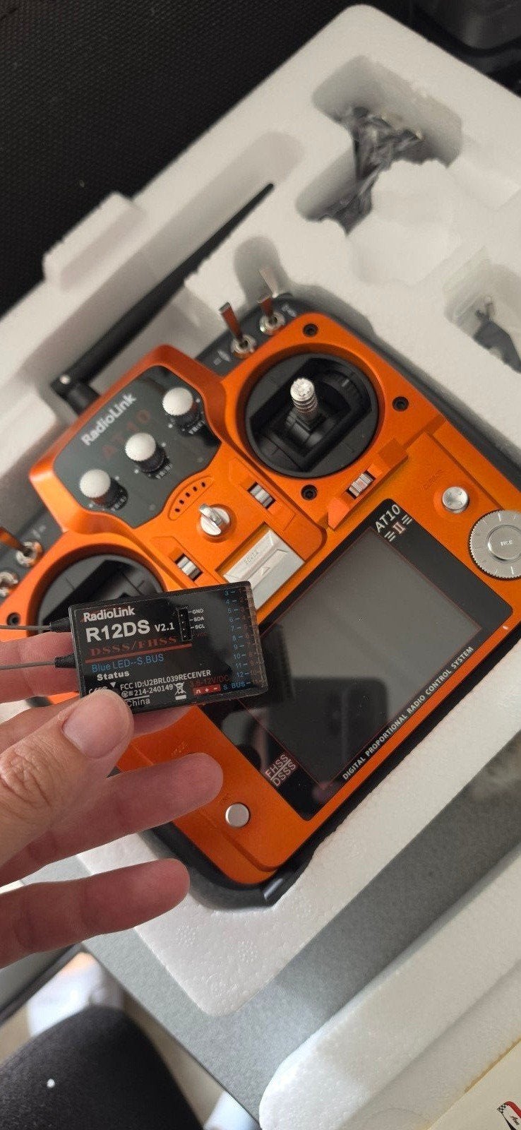 radiolink at10 (futaba 10c kloon) met 12 kanaals ontvanger, Ophalen of Verzenden, Zo goed als nieuw