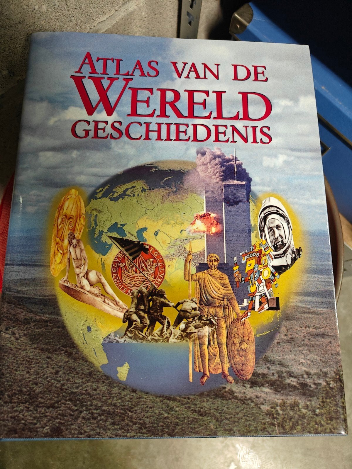 Atlas van de wereldgeschiedenis, Ophalen of Verzenden, Zo goed als nieuw