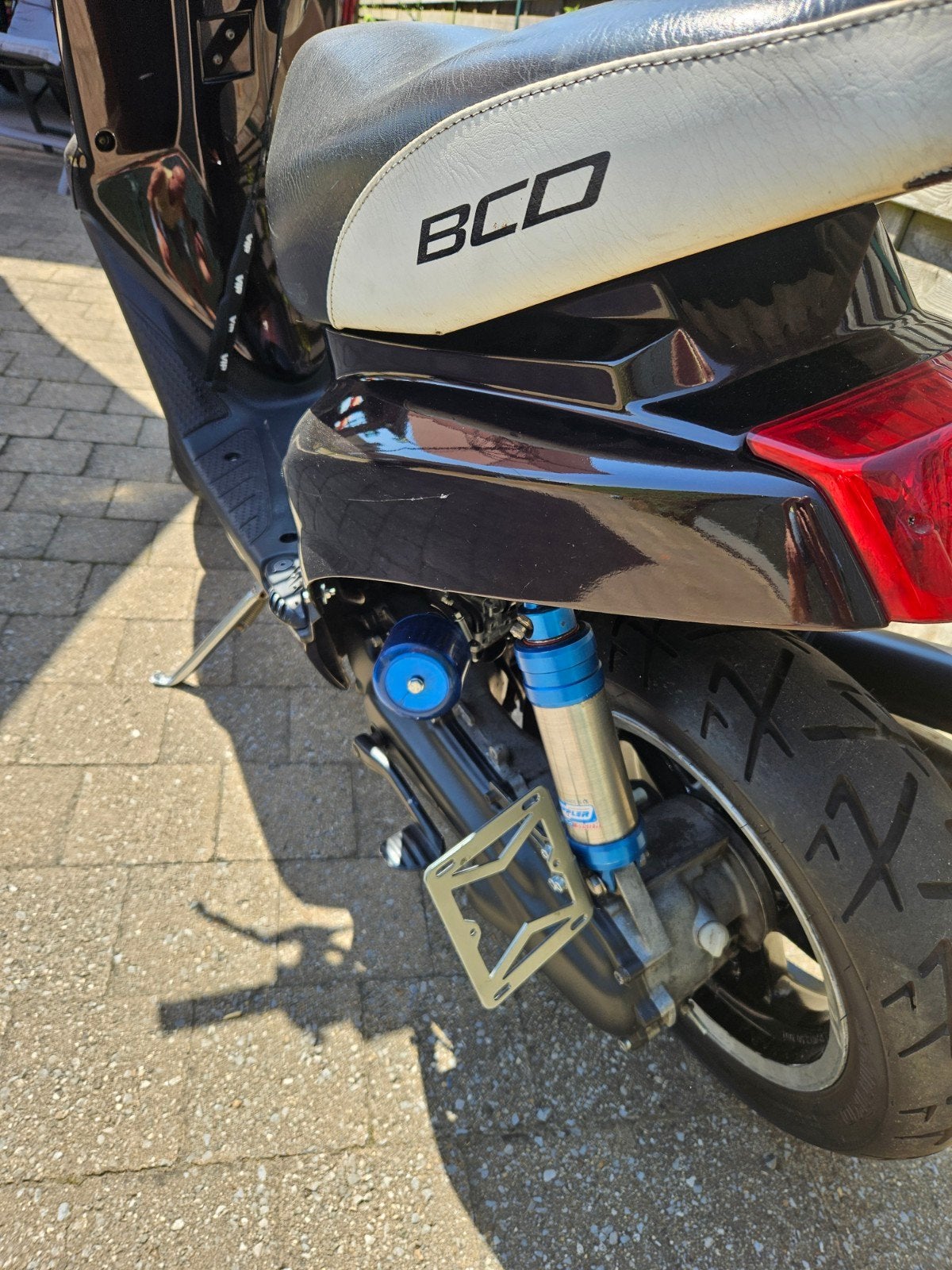 Booster b klasse, Motoren, Particulier