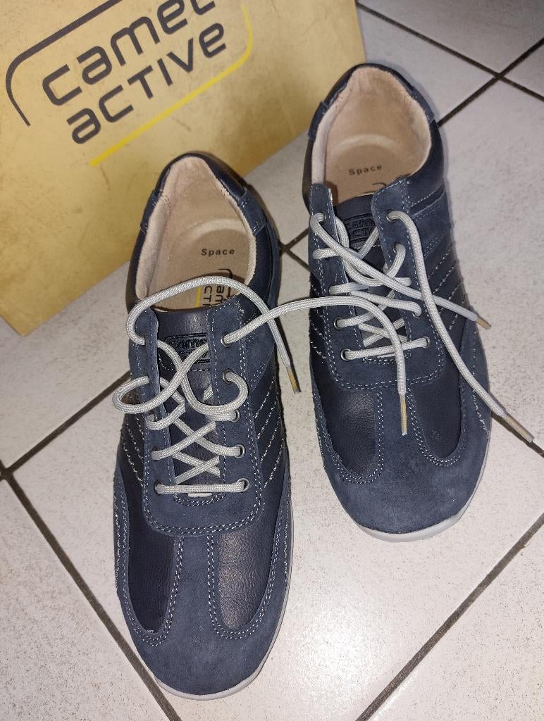 Chaussures Camel Active pour hommes, taille 43, neuves, Neuf, Chaussures à lacets, Enlèvement, Bleu