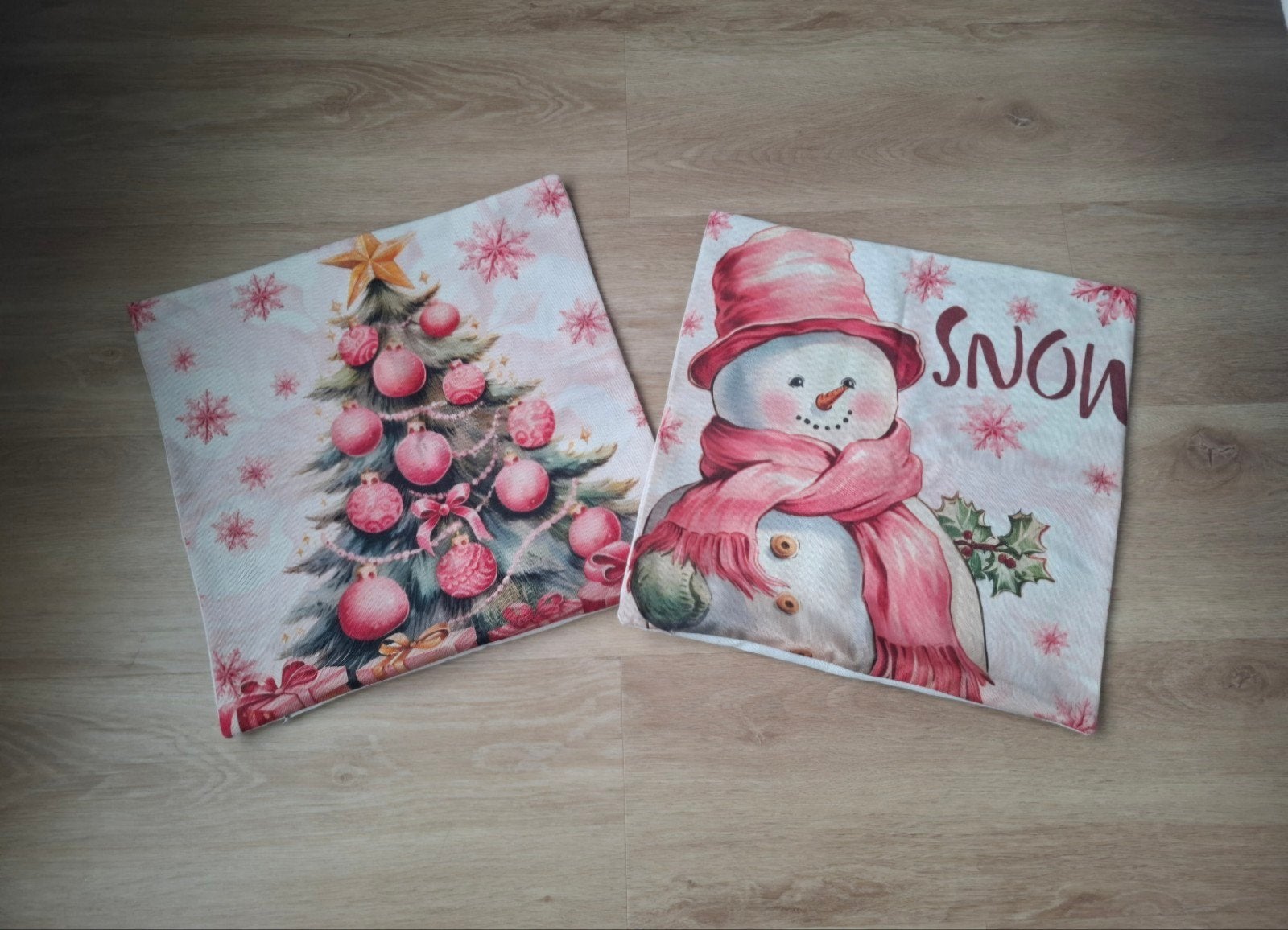 2 kerst kussen hoezen, Huis en Inrichting, Woonaccessoires | Kussens, Ophalen of Verzenden, Zo goed als nieuw, Vierkant