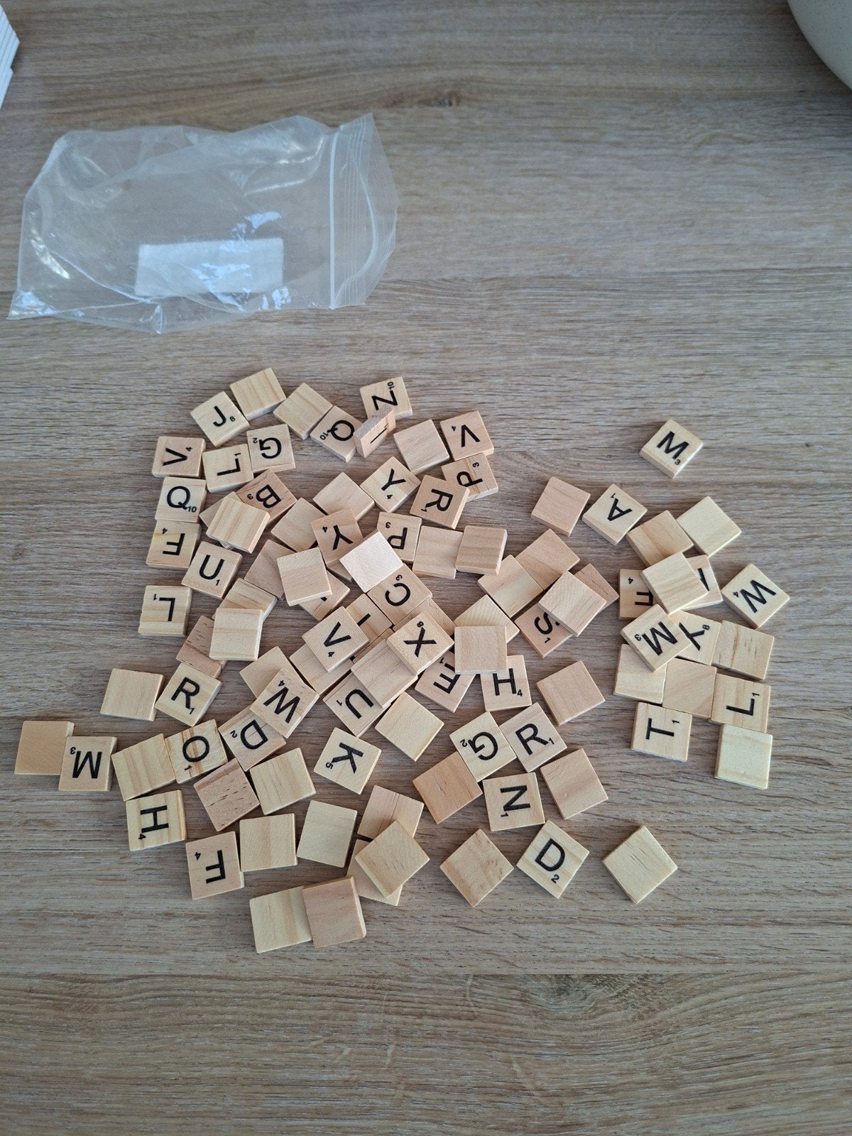 scrabble steentjes 101stuks, Ophalen