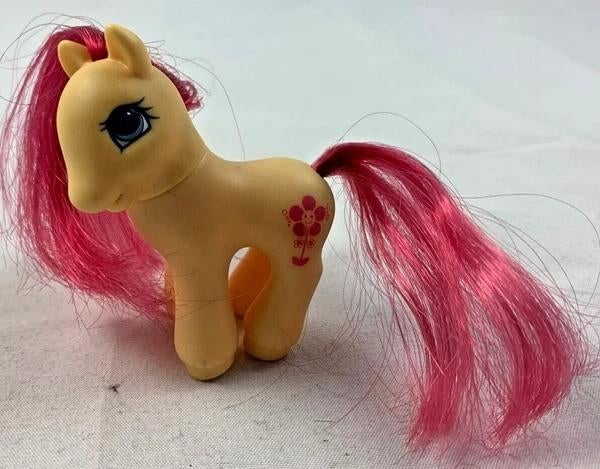 My Little Pony G2 Baby Petal Magic Motion Families 2001, Kinderen en Baby's, Speelgoed | My Little Pony, Verzenden, Zo goed als nieuw