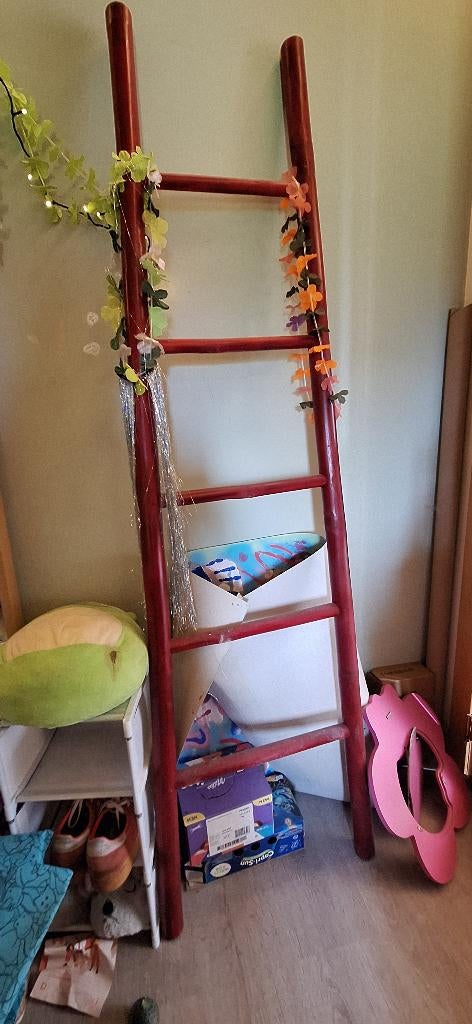 Bamboe ladder, Ophalen, Zo goed als nieuw, Ladder, Minder dan 2 meter