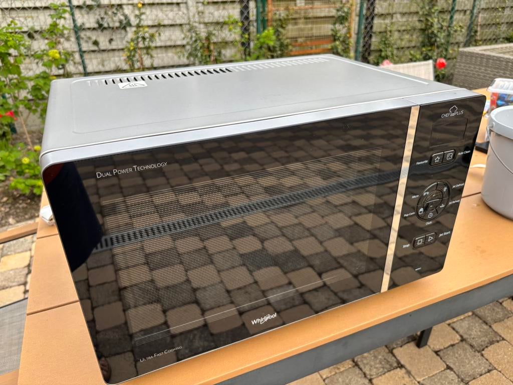 Microgolf Whirpool Chef Plus, Enlèvement, Comme neuf, Encastré, Micro-ondes