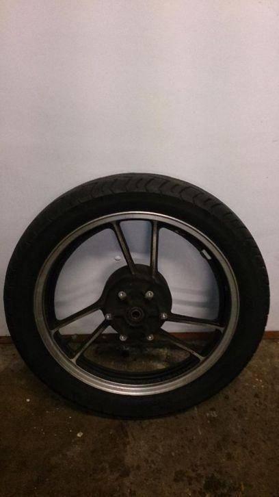 Suzuki GSX550 achterwiel GSX 550 ES EF achtervelg wiel velg, Motoren, Onderdelen | Suzuki, Ophalen of Verzenden, Gebruikt