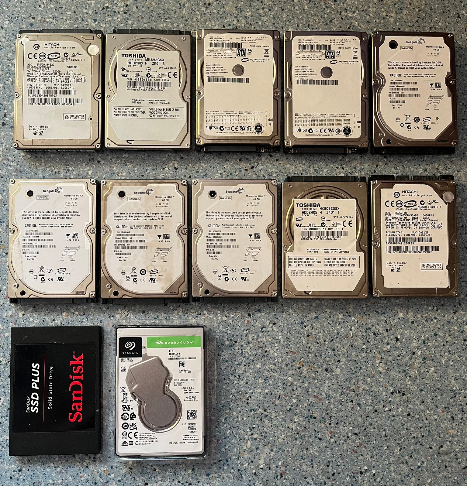 Lot de 12 disques durs HDD + SSD 2,5” Seagate SanDisk, Interne, Comme neuf, Console, Enlèvement ou Envoi