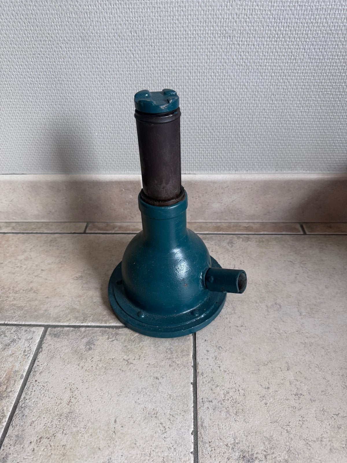 Antieke potkrik, Ophalen