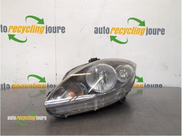 Phare gauche d'un Seat Leon, Autos : Pièces & Accessoires, -, -, 3 mois de garantie, Utilisé