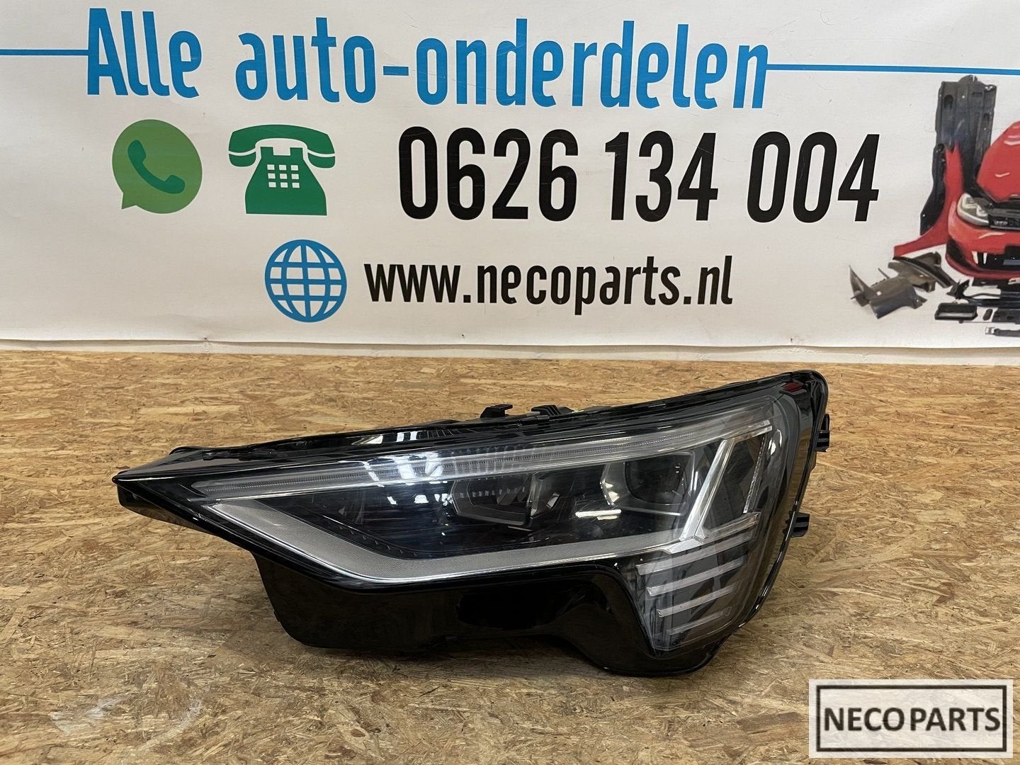 AUDI ETRON E-TRON VOL LED KOPLAMP LINKS ORIGINEEL 4KE941039, Gebruikt, -, -, -