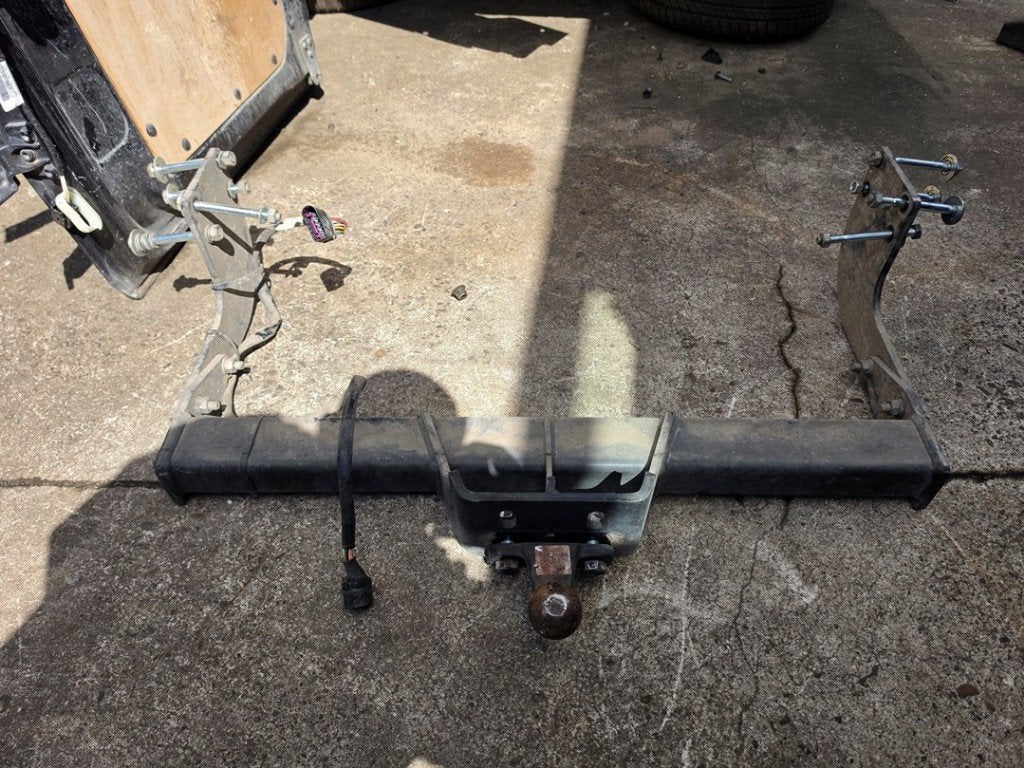 TREKHAAK Volkswagen Crafter (SY) (|7C0092115B|), Gebruikt, Volkswagen, Volkswagen AG, Kundenbetreuung@volkswagen.de