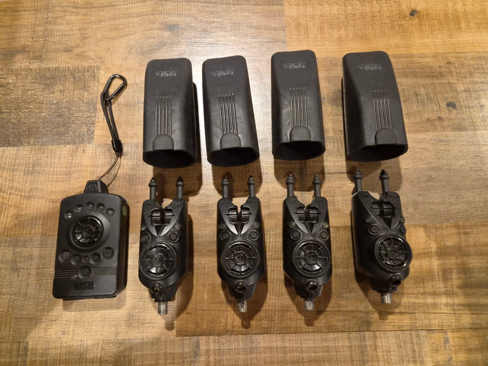 nash siren r4 ( 4x en ontvanger ), Watersport en Boten, Ophalen