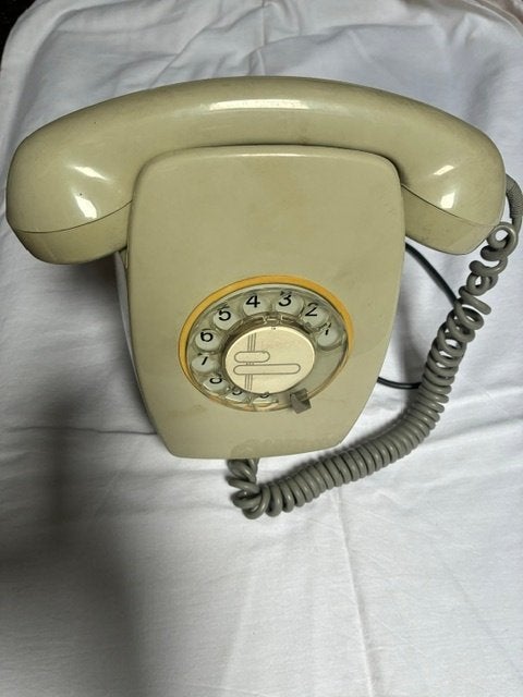 téléphone vintage avec cadran mural, Antiquités & Art, Curiosités & Brocante, Enlèvement ou Envoi