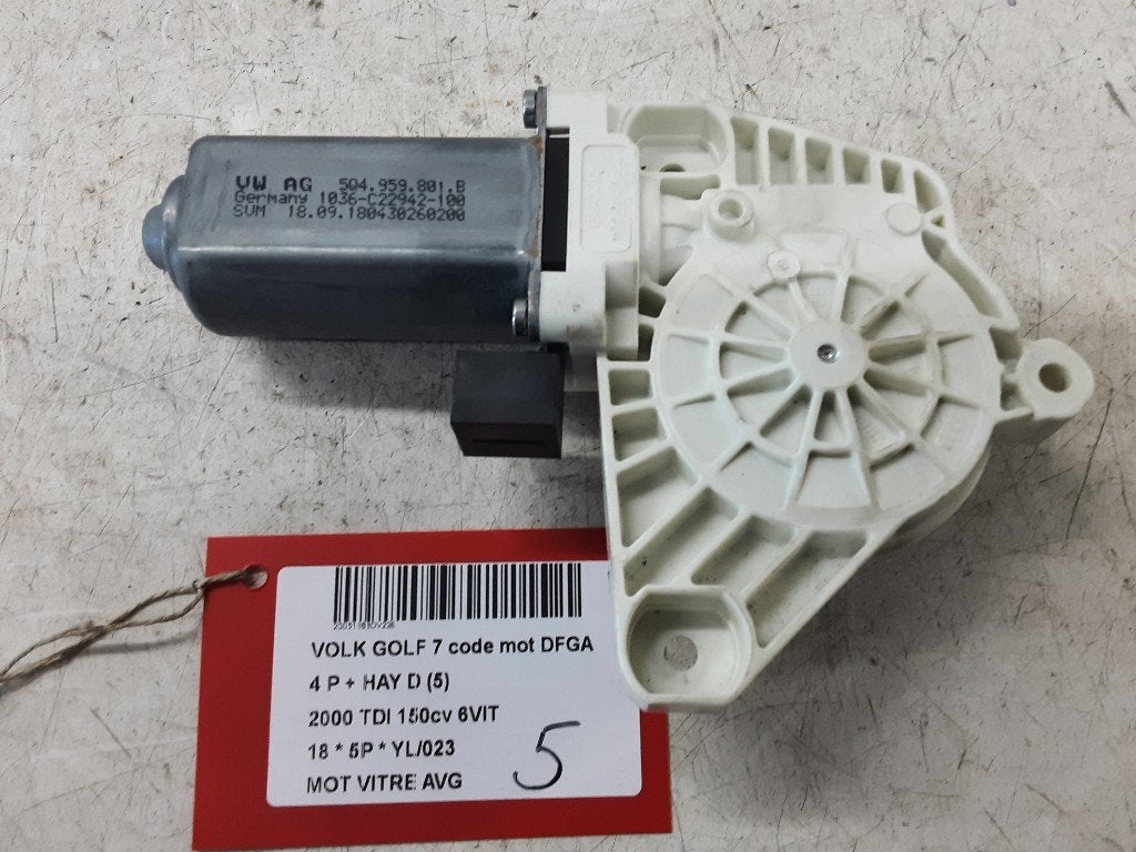 MOTEUR LEVE VITRE ELECTRIQUE AVANT GAUCHE Golf VII (AUA), Volkswagen, Mevr. I. Hauben, Utilisé, Avant
