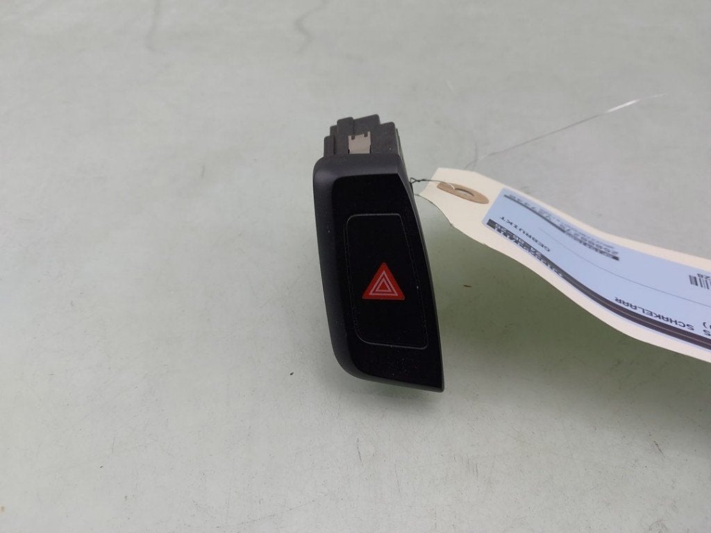 COMMUTATEUR DE FEUX DE DETRESSE Audi A4 Avant (B8), Utilisé, Audi