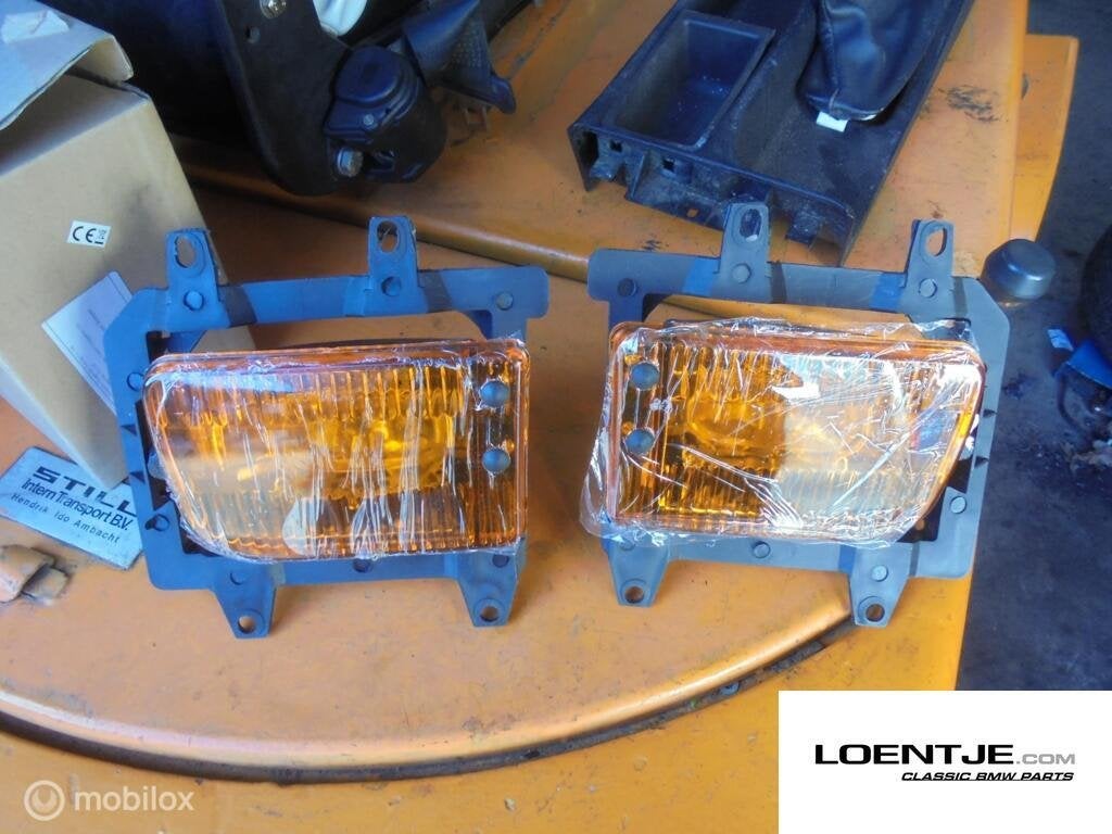 Set nieuwe mistlampen BMW e30 type 2 oranje 325i 320i 318 et, Gebruikt, Ophalen of Verzenden, BMW, BMW