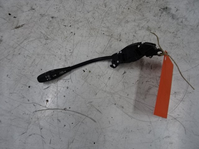 COMMUTATEUR CLIGNOTANT Mercedes-Benz C (W203), Autos : Pièces & Accessoires, Mercedes-Benz, Mevr. I. Hauben, Utilisé, Rue de l'Espoir 34 34
4030  GRIVEGNÉE, BE