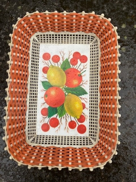 Plastona Gevlochten Plastic Mandje Retro Oranje. Greece., Kunststof, Gebruikt, Gevlochten, Mand