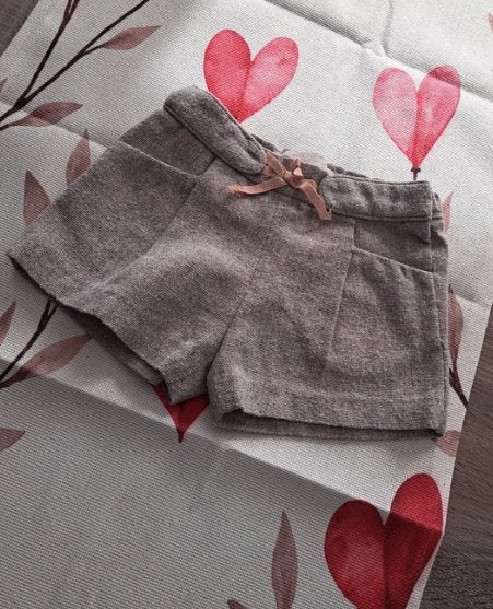Zara tweed short 80 / 9-12 maand, Kinderen en Baby's, Ophalen of Verzenden, Zo goed als nieuw, Meisje, Broekje