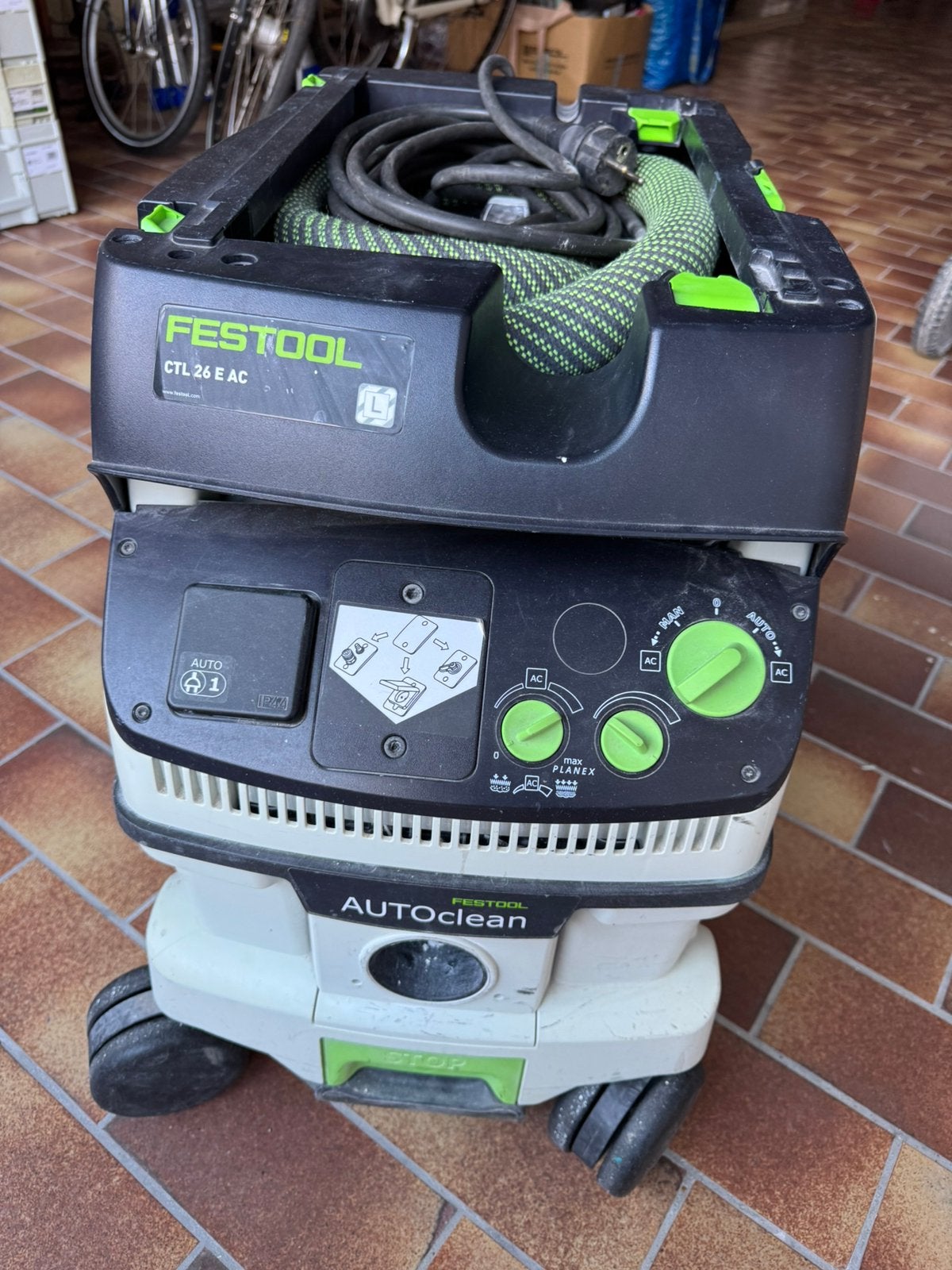 Festool stofzuiger, Ophalen, Gebruikt