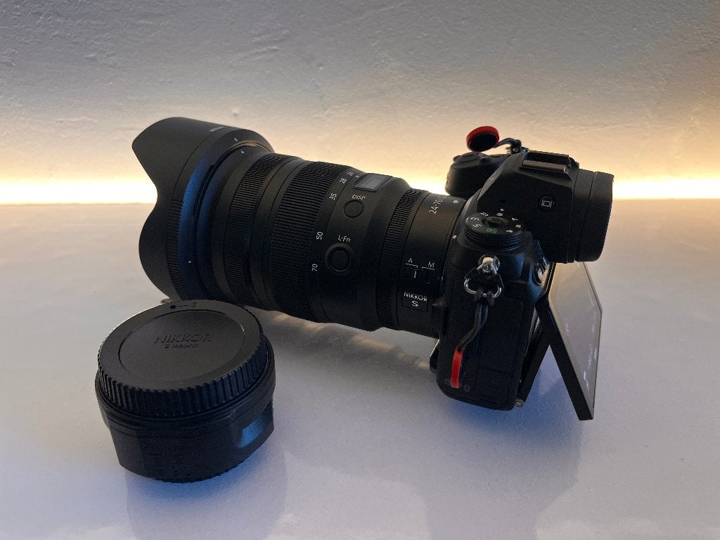 Nikon Z6II + 24-70mm  F2.8 + FTZ II adapter, Monture Nikon Z, Lentille standard, Nikon, Comme neuf