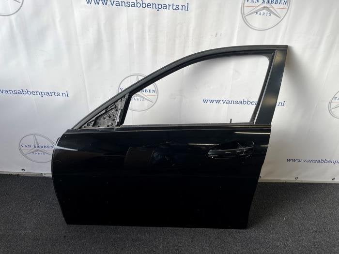 Portière 4portes avant gauche d'un Mercedes C-Klasse (197), -, 3 mois de garantie, Utilisé, Porte