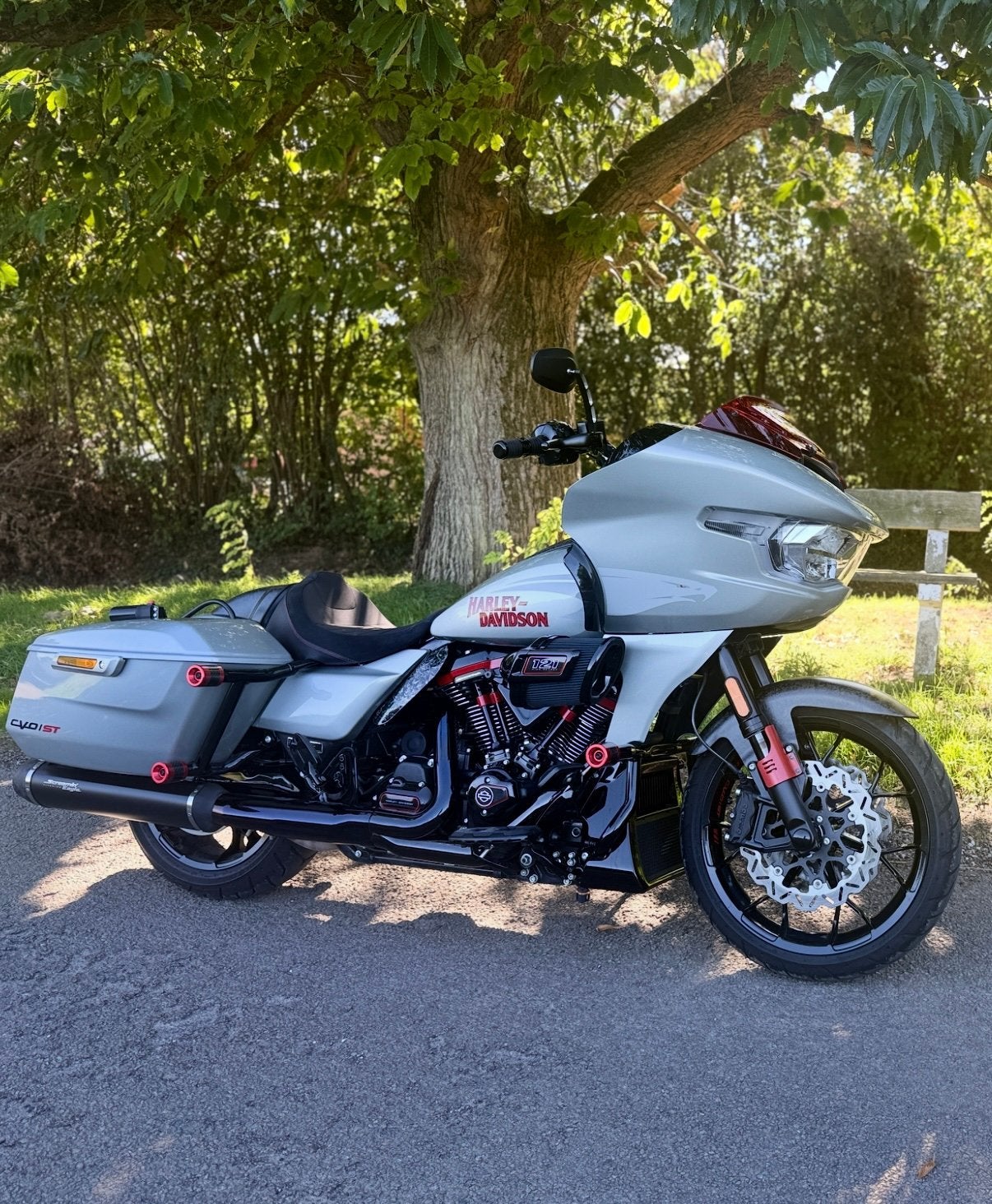Harley Road Glide CVO ST 02/2026 6800km avec options, Motos, Particulier, Neuf