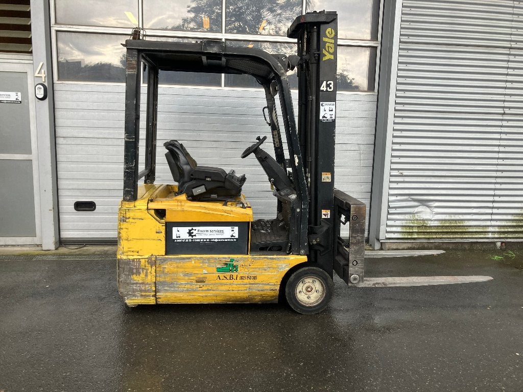 Heftruck Yale 2 Ton elektrisch, Ophalen