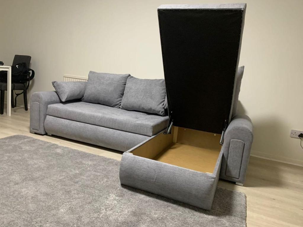 Brand New 3 Seater Sofa Bed For Sale - Free Delivery Cod, Huis en Inrichting, Zetels | Zetels, Nieuw, Hoekbank, Driepersoons, 200 tot 250 cm