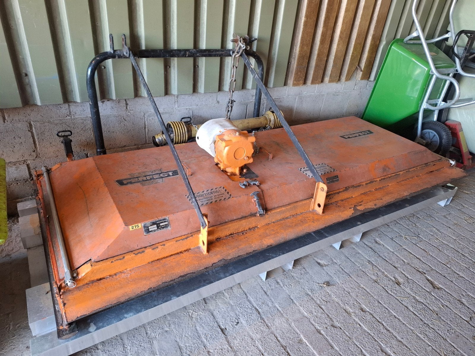 Zeer nette Perfect AN-275 weilandbloter, Ophalen