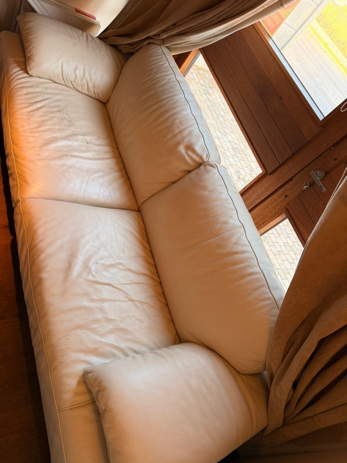 Leren zetel nattuzi top interieur, Huis en Inrichting, Ophalen, Gebruikt, Rechte bank, Modern