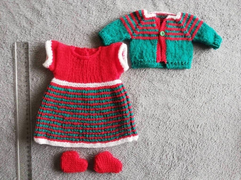 Robe de poupée, gilet et chaussures assorties, neufs, Enlèvement ou Envoi, Neuf, Tricot, Aiguille
