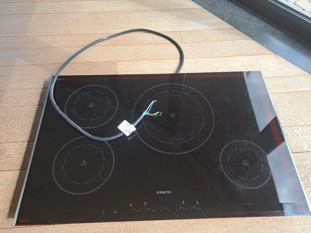 Inductie kookplaat Siemens, Electroménager, 4 zones de cuisson, Encastré, Enlèvement, Utilisé