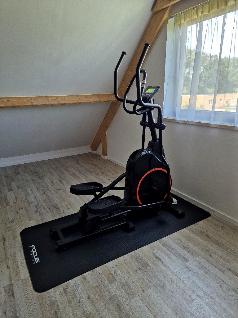 Crosstrainer Focus Fitness Fox 4 – €300 (TOPDEAL!), Sport en Fitness, Ophalen, Aluminium, Buik, Zo goed als nieuw