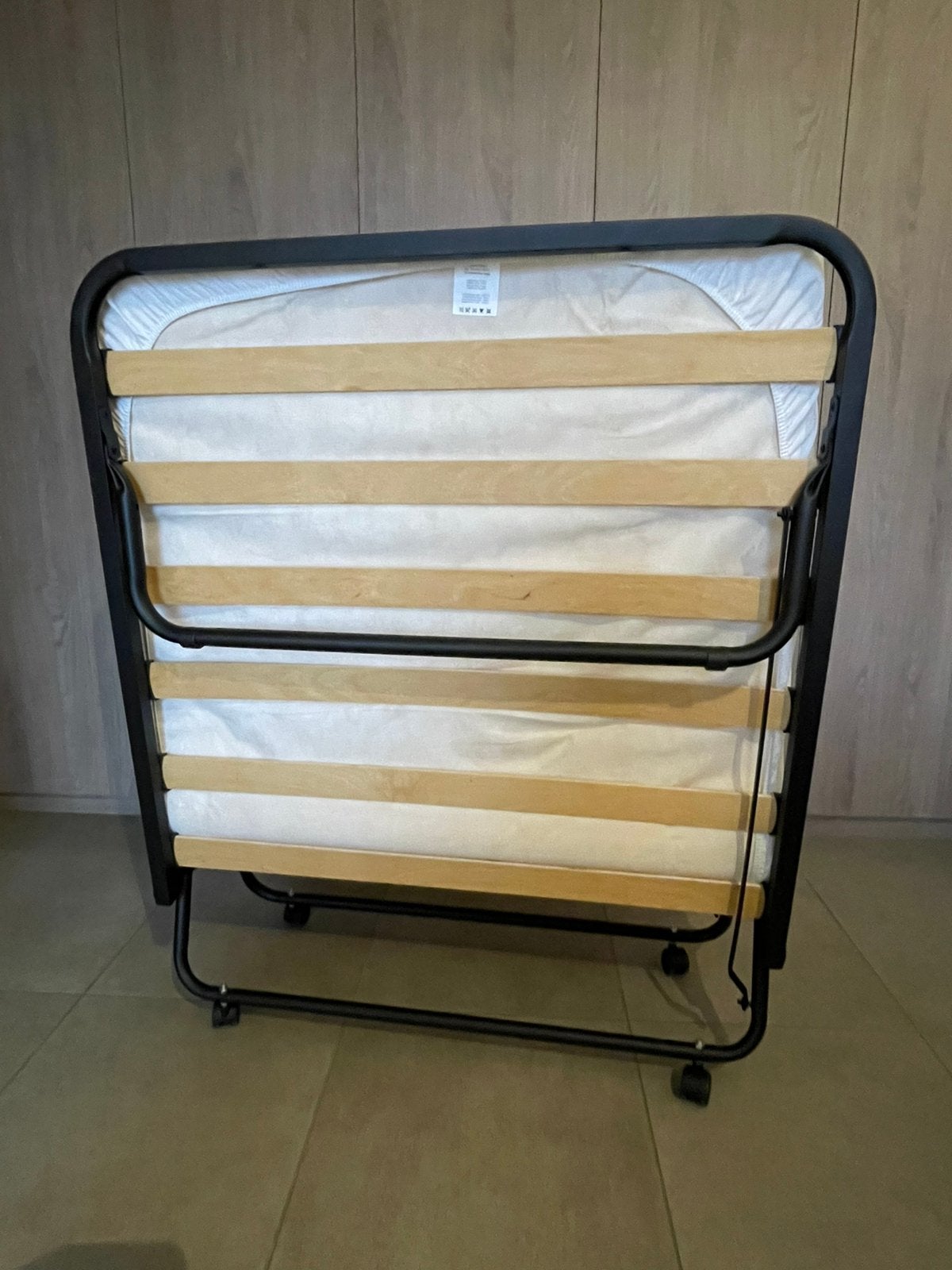 Opplooibaar logeerbed, 90 cm, Une personne, Enlèvement, Utilisé