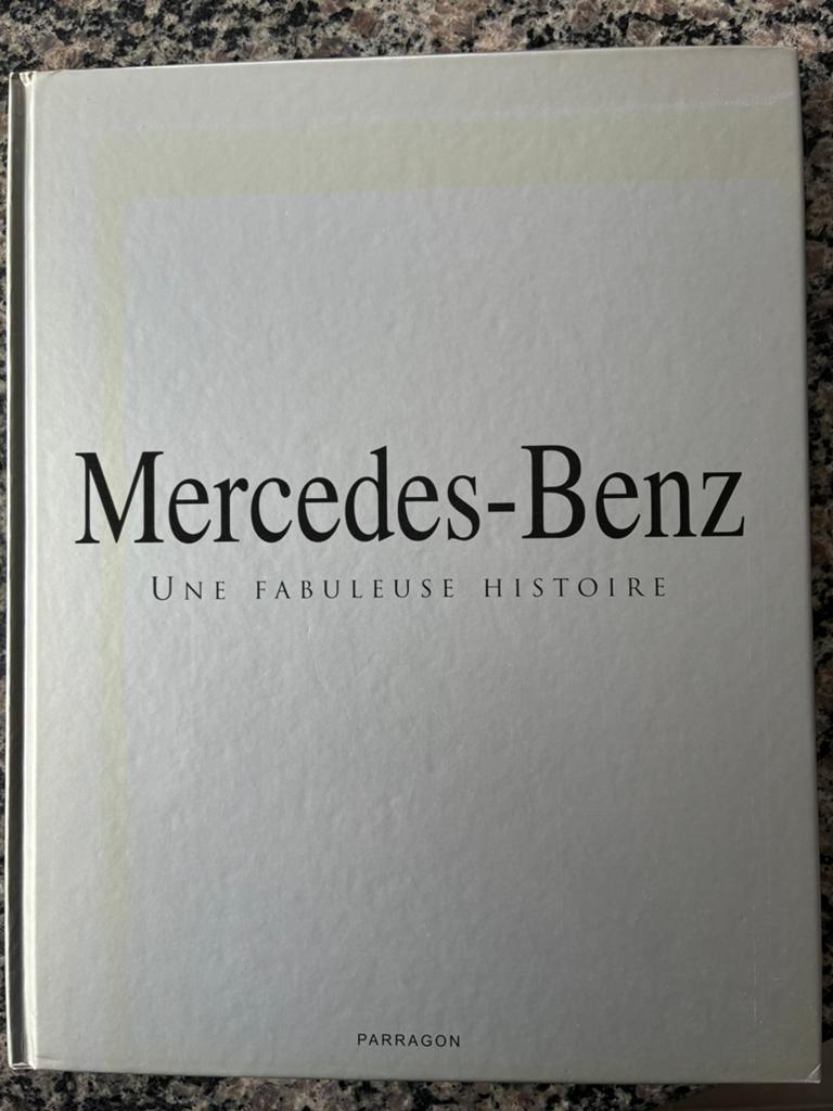 Mercedes boek over de geschiedenis, Verzamelen, Merken en Reclamevoorwerpen, Ophalen, Zo goed als nieuw