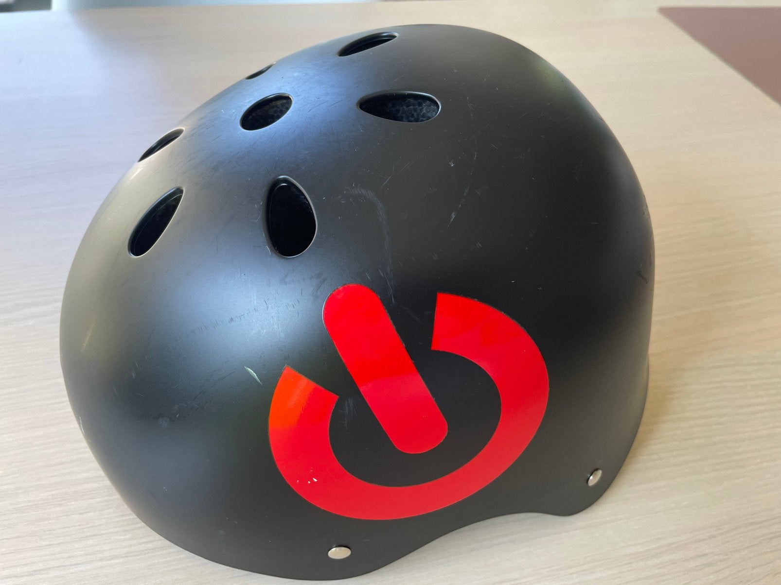 Kinder fietshelm maat m coconuts, Fietsen en Brommers, Ophalen of Verzenden, Gebruikt, M, Jongen of Meisje