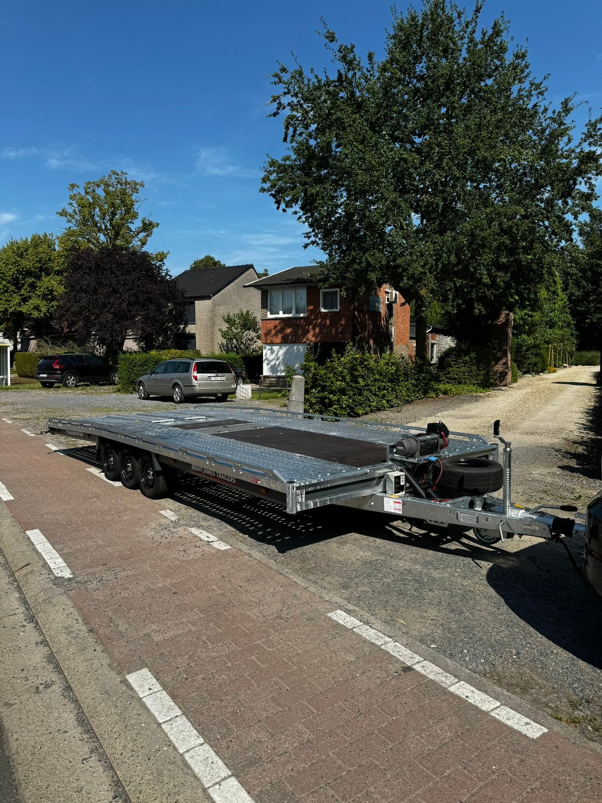 Brian James T6 autotransporter te huur elektrisch pakket, Ophalen