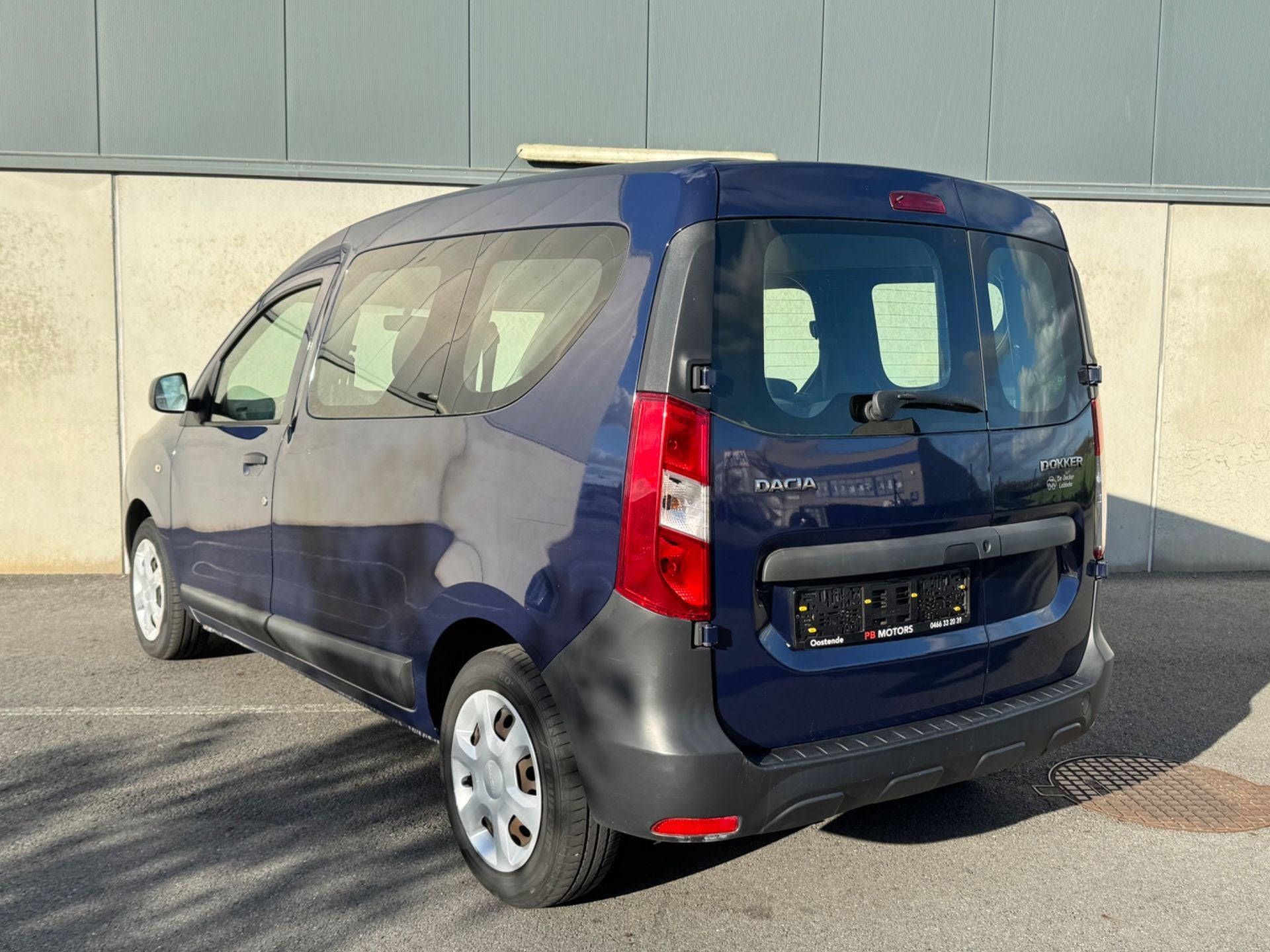 DACIA DOKKER - 1.5 dCi – 2013 - 5zit - 1 eigenaar, Auto's, Voorwielaandrijving, Bedrijf, https://public.car-pass.be/vhr/305b2bc7-6c54-4eeb-b296-86a8929f97f8