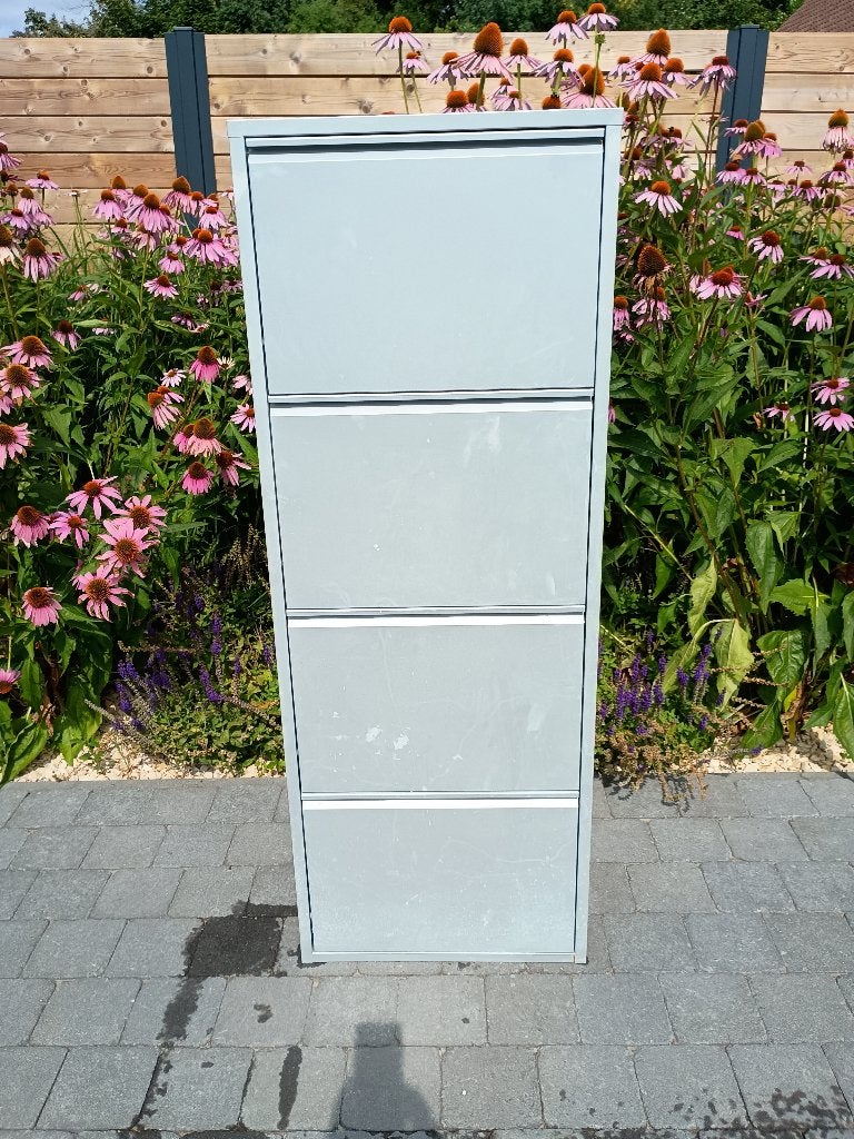 Ijzeren schoenenrek, Ophalen, Gebruikt