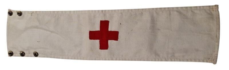 britse ww2 rode kruis armband mist 1 knopje, Verzamelen, Ophalen of Verzenden