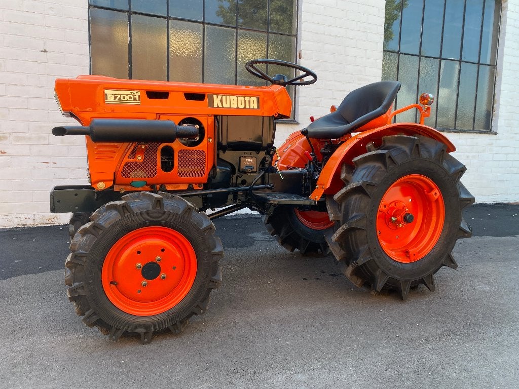 Mini tractor - Kubota B7001 - 4x4 - waarborg - MICROTRACTORS, Gebruikt, Tot 2500, Tot 80 Pk, Ophalen
