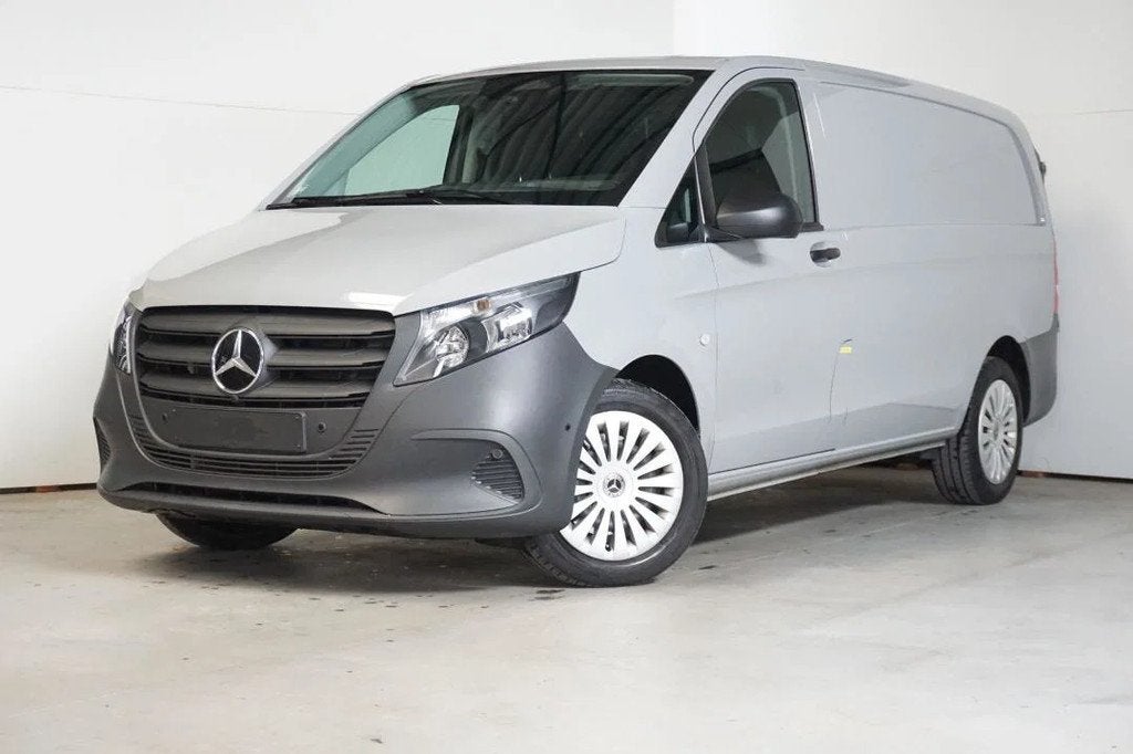 Mercedes-Benz Vito 114 cdi, Autos, Camionnettes & Utilitaires, Entreprise, Achat, ABS, Caméra de recul, Airbags, Air conditionné