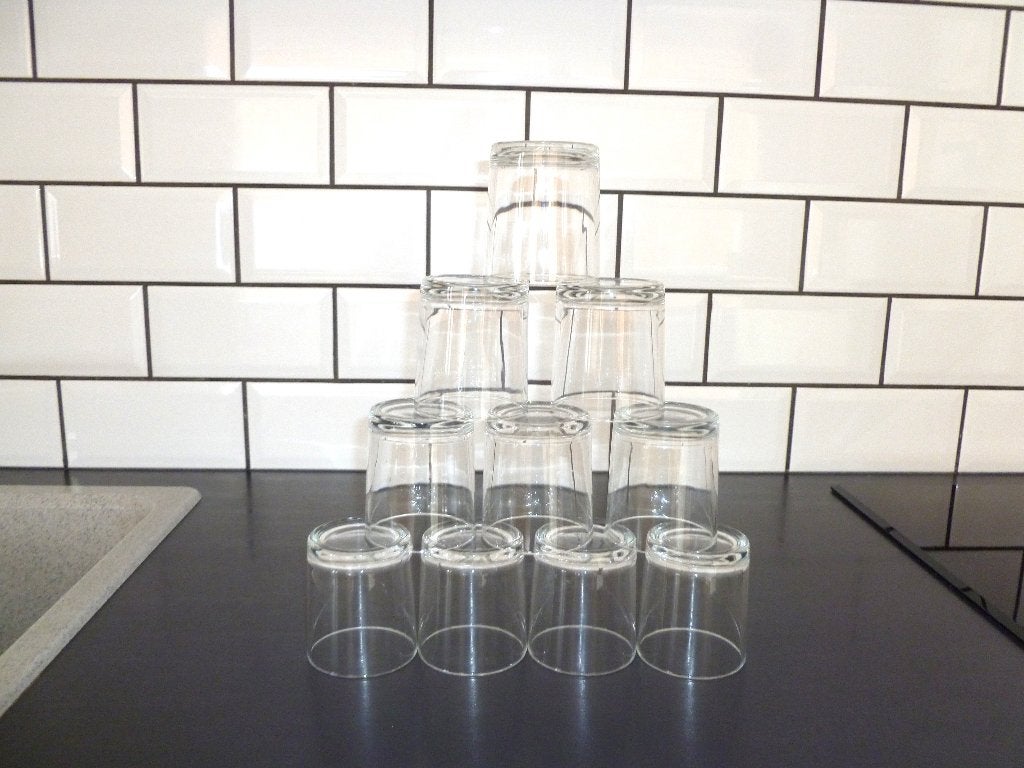 10 Verrines de 200gr avec couvercle (entree, desserts.), Comme neuf, Verre, Enlèvement, Classique