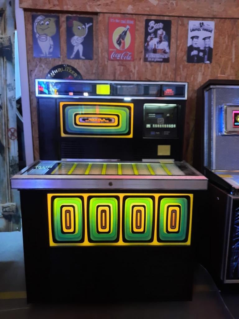 JUKEBOX AND MORE KIJKDAG, Enlèvement, Ami