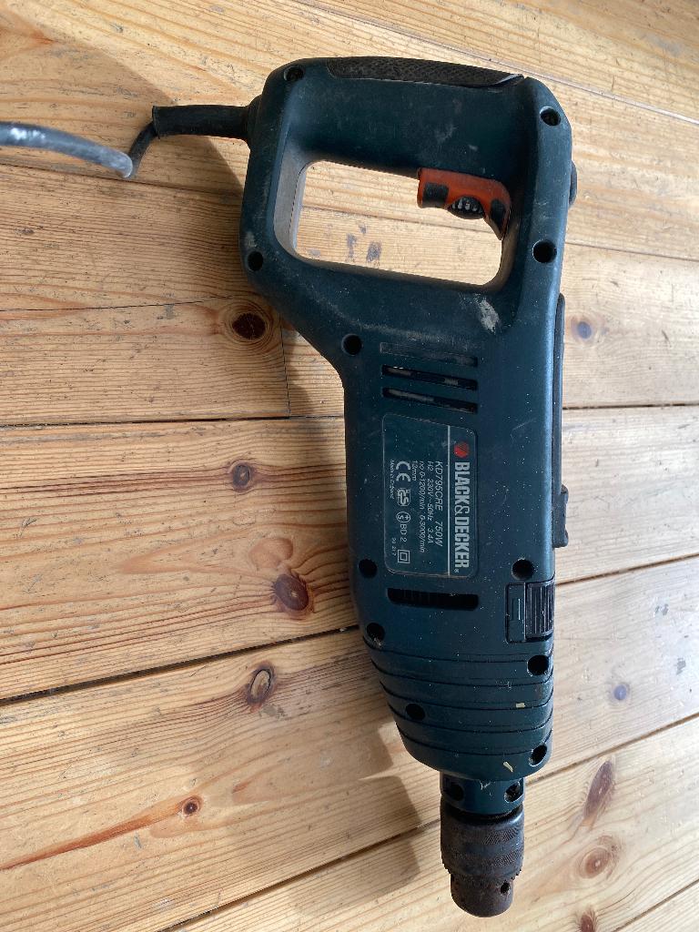 Klopboormachine black & decker, Doe-het-zelf en Bouw, Ophalen, Boor- en Schroefmachine, Variabele snelheid, Gebruikt