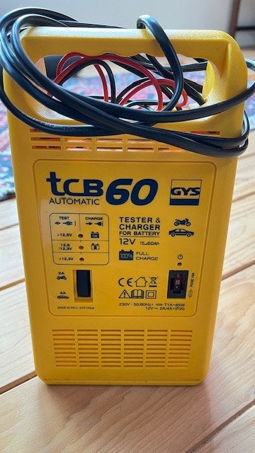 Chargeur de batterie + testeur TCB 60, Enlèvement ou Envoi, Neuf